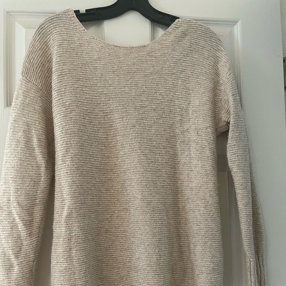 Women’s American eagle sweater